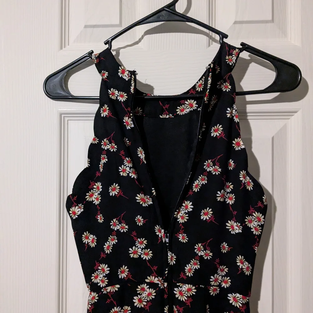 #91 Miami Black Floral Jumpsuit - Picture 4 of 7